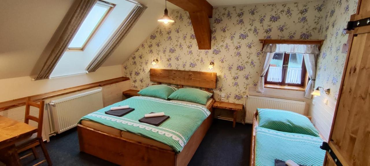 Chalupa Pod Tresnovkou Horní Maršov Buitenkant foto